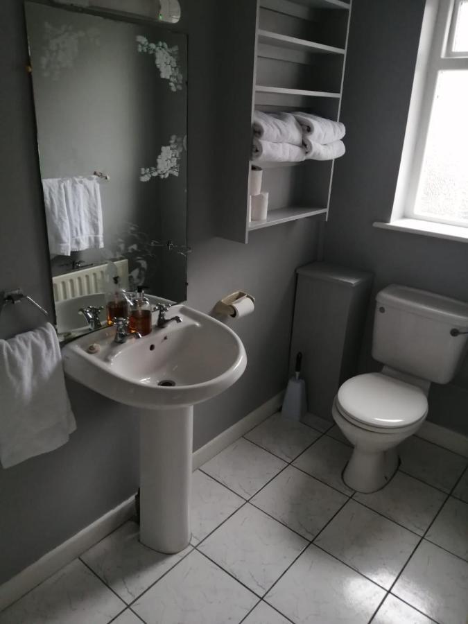 An File Economy Rooms Westport Exterior foto
